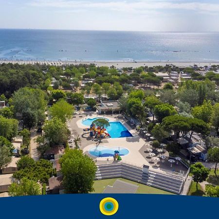 Club Del Sole Marina Family Resort Punta Marina Buitenkant foto